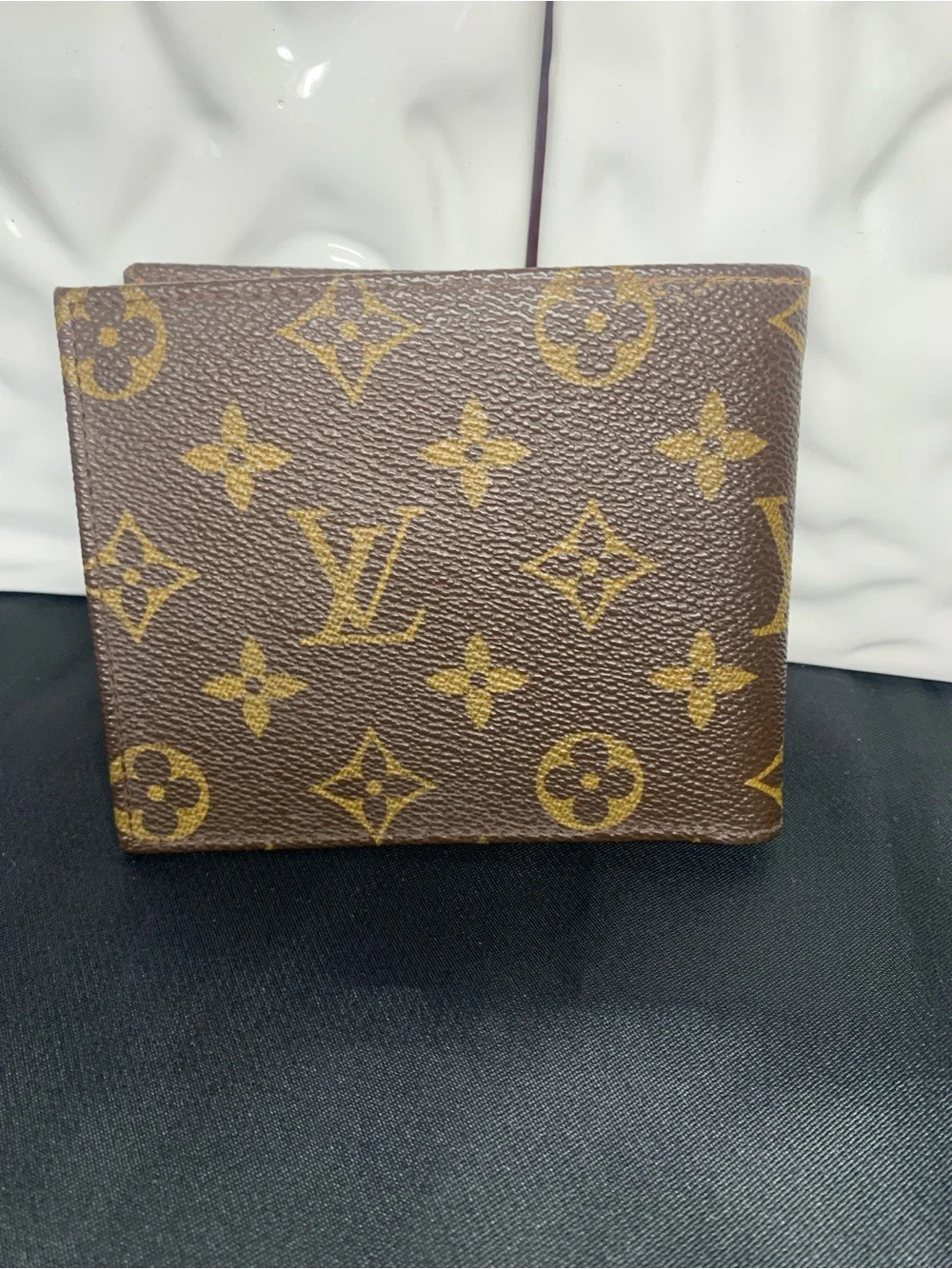 Louis Vuitton Monogram Canvas Bifold Wallet - Brown & Gold